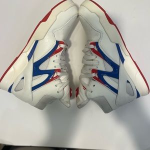 Reebok Pump Omni Zone II Chalk Vector Blue DS Hexalite HR0035 Basketball Size 10